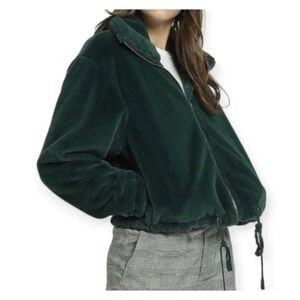 NWT NEW VS PINK Know One Cares Dark Green Faux Fur Semi Cropped Jacket Size XS/X
